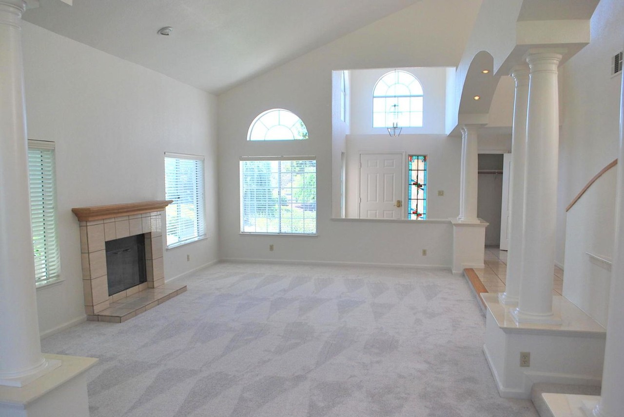3559 Shadow Creek Dr - Photo 5 of 50
