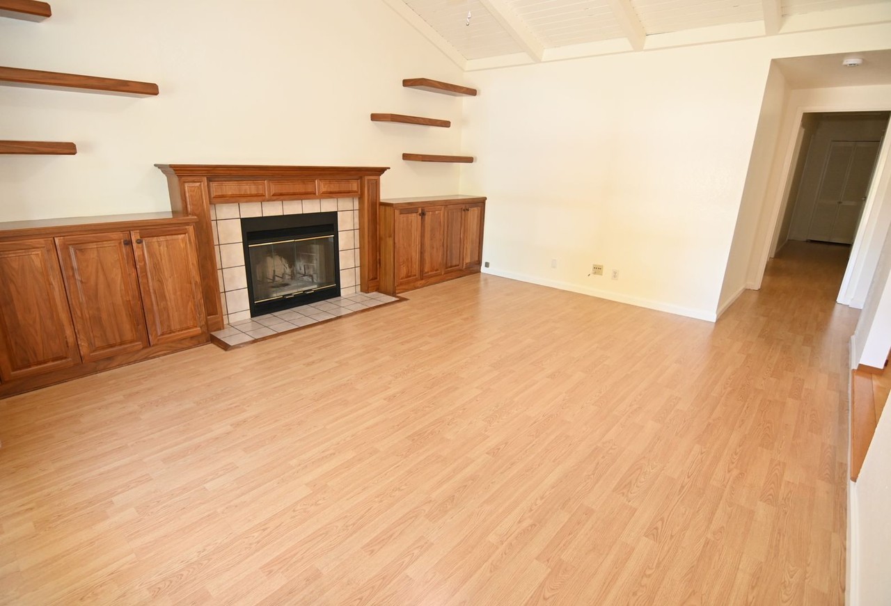 6371 Mountford Dr - Photo 2 of 29