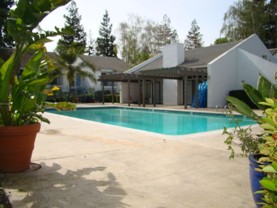1055 N Capitol Ave - Photo 1 of 1