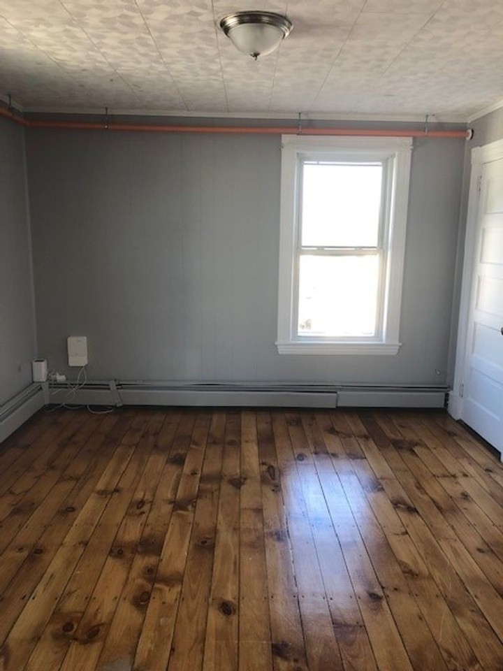 53 Pool St #301 - Photo 5 of 6