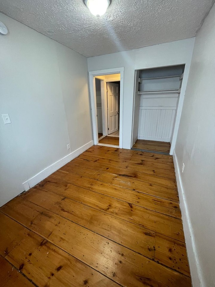 39 Hill St #104 - Photo 6 of 8