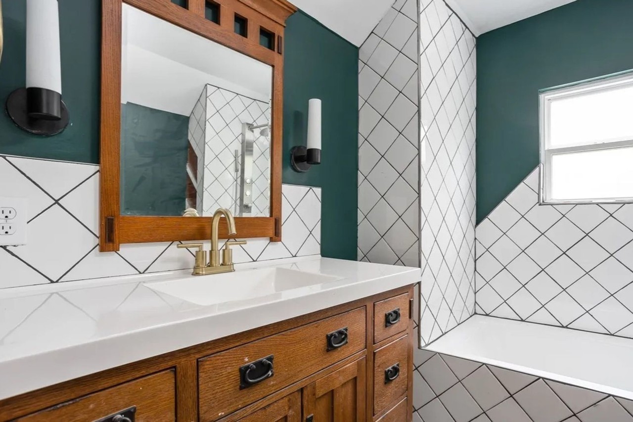 322 N Forest Ave - Photo 2 of 16