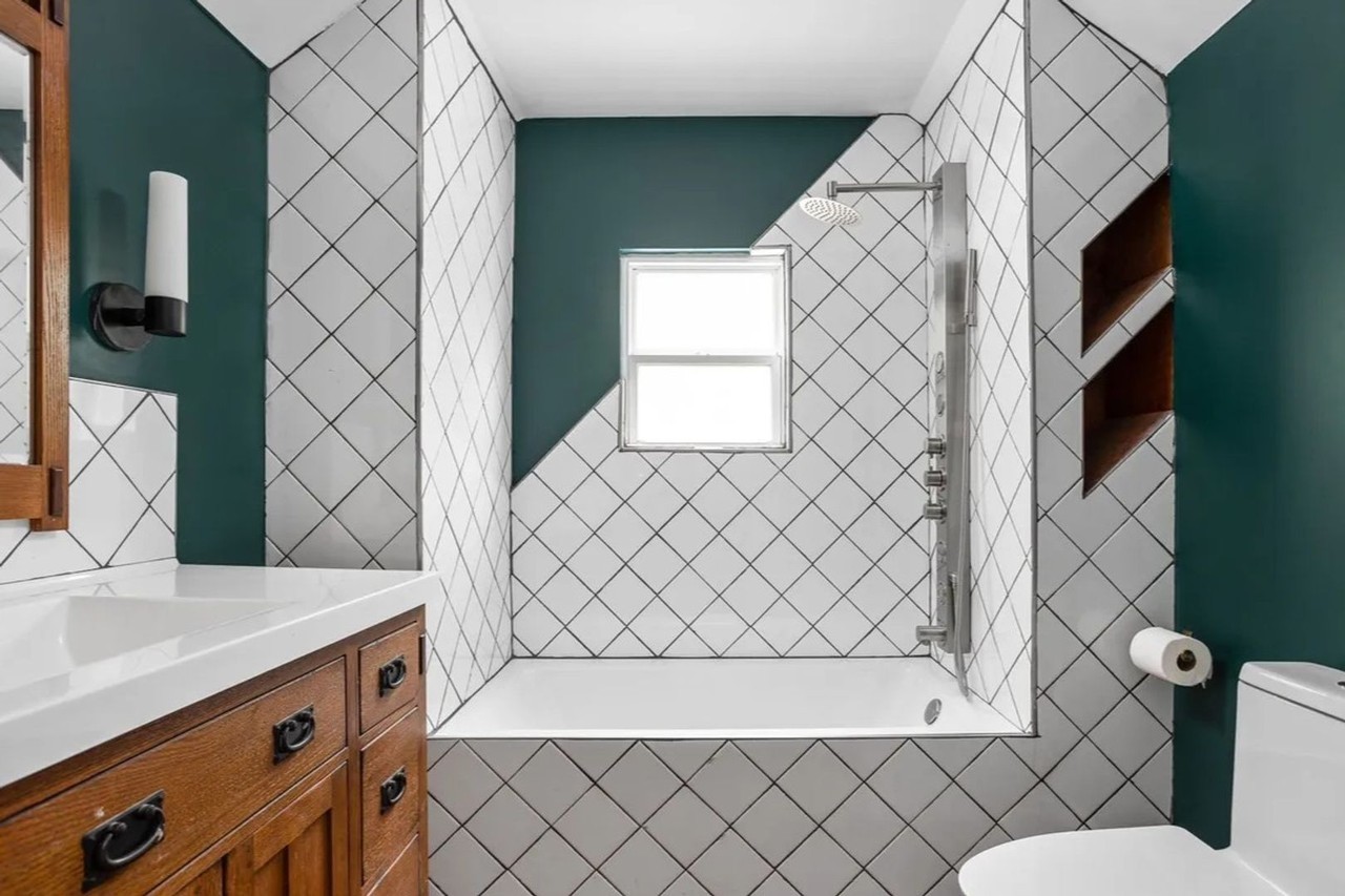 322 N Forest Ave - Photo 3 of 16