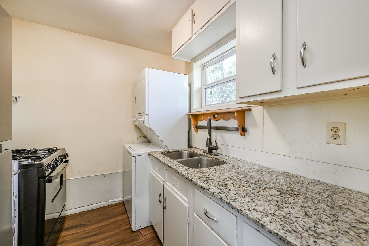 2810 Duncan Dr - Photo 6 of 14
