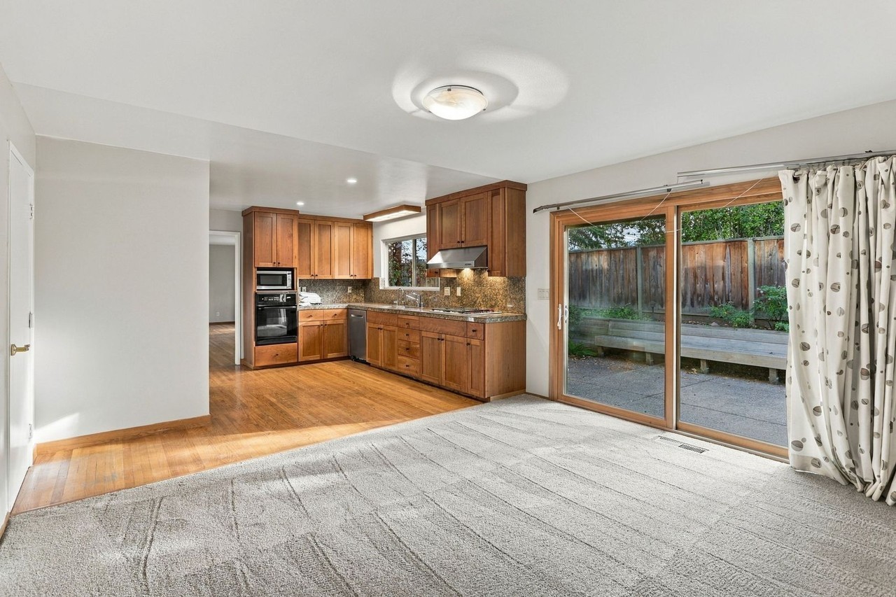 1090 Mcgregor Way - Photo 4 of 22