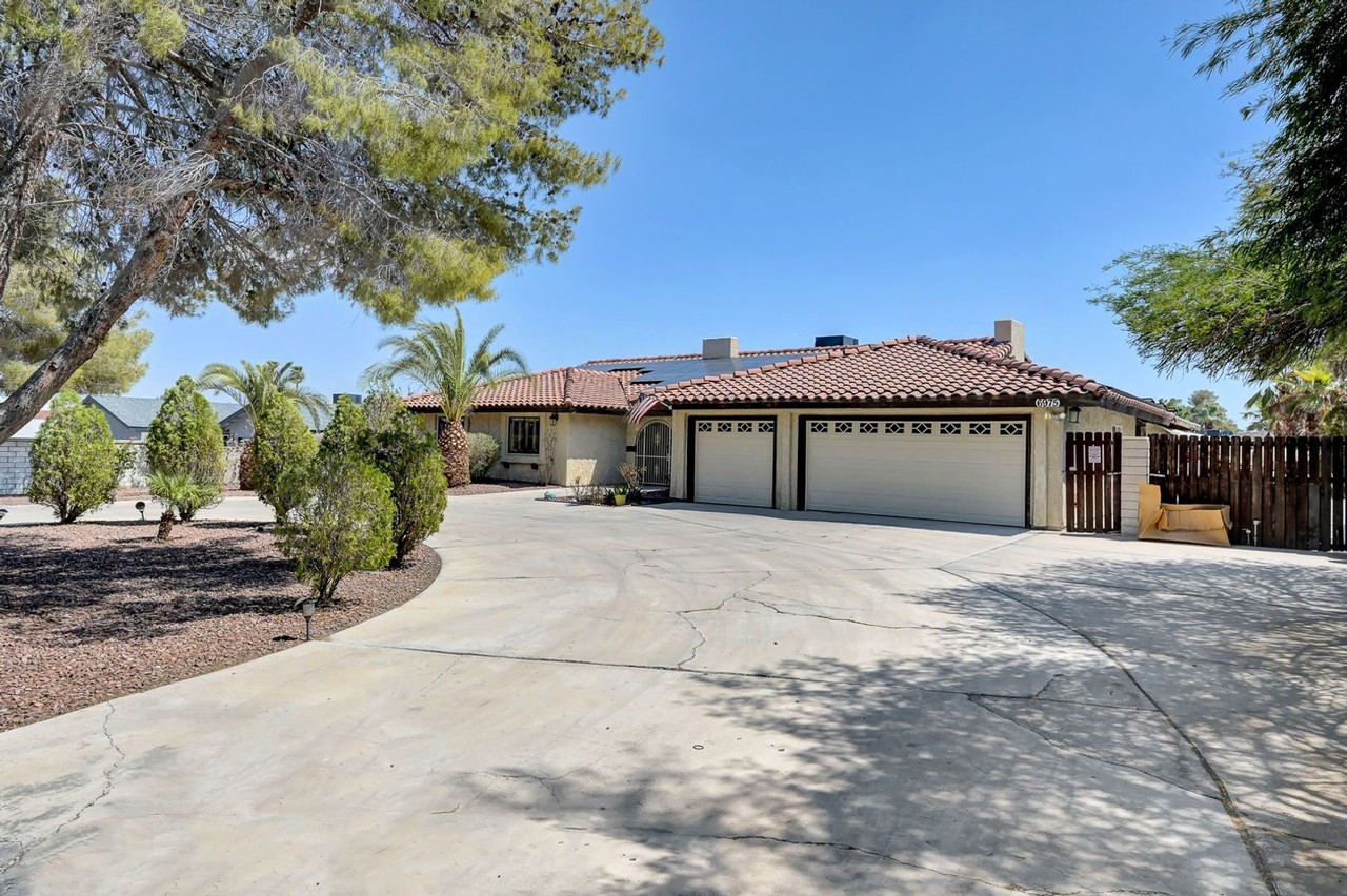 6975 Obannon Dr - Photo 7 of 50
