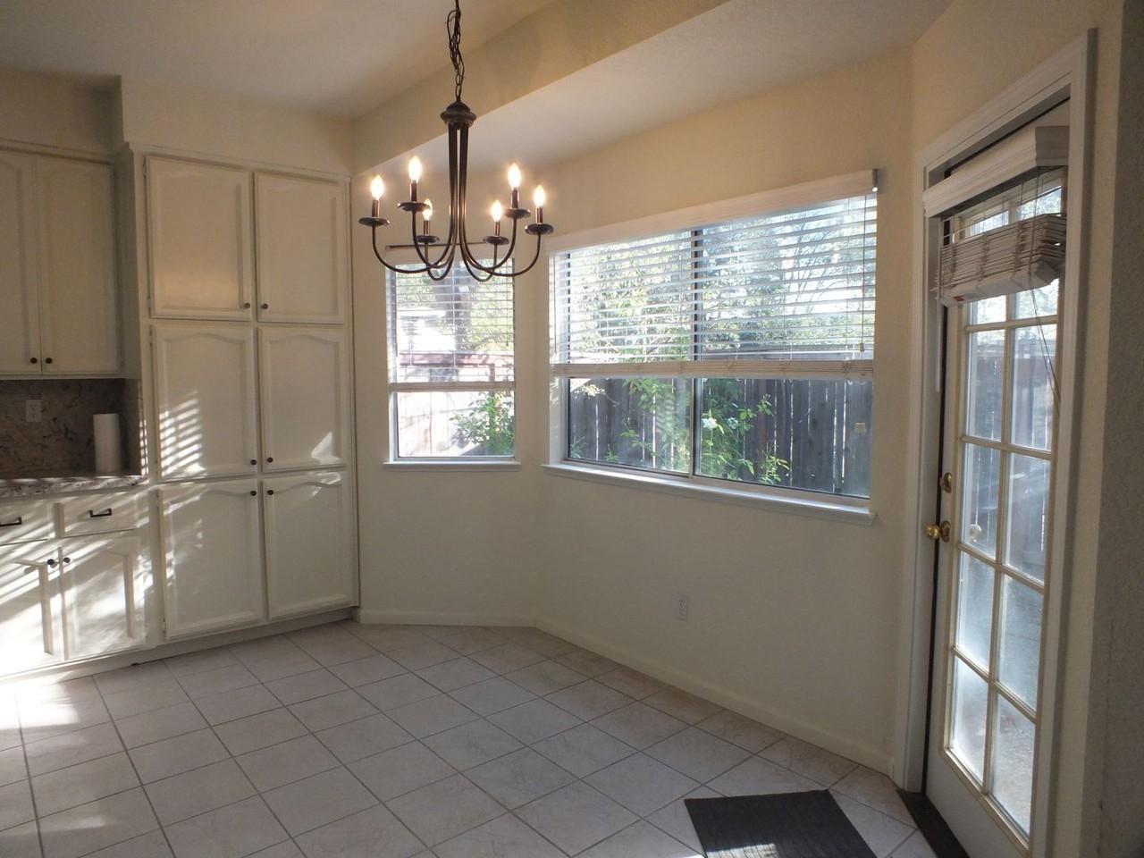 146 Sutcliffe Cir - Photo 7 of 17