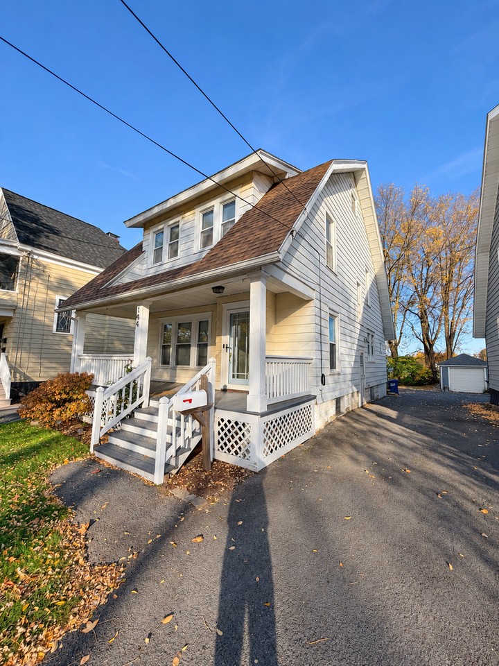 144 Durston Ave - Photo 4 of 6