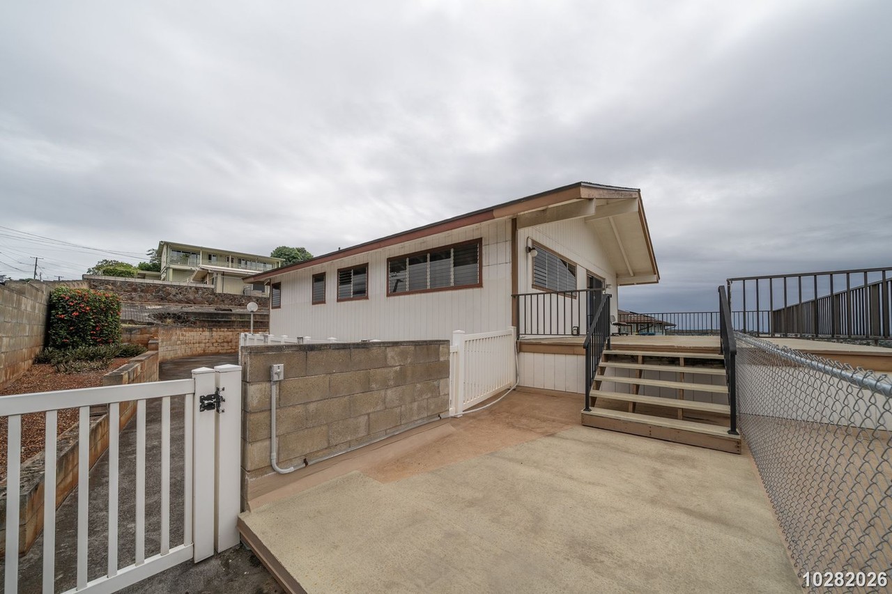 99-404 Paihi St - Photo 2 of 25
