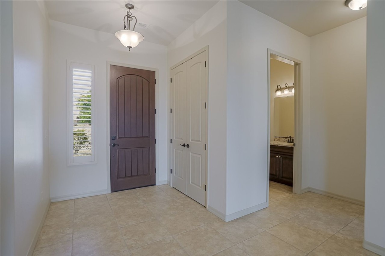 1921 Pinnacle Ln - Photo 6 of 50