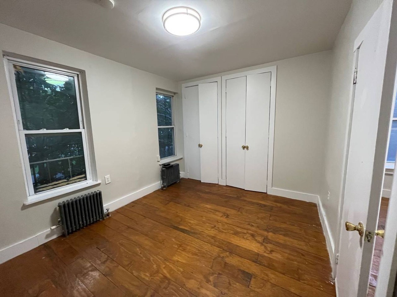 1922 Pacific St - Photo 3 of 6