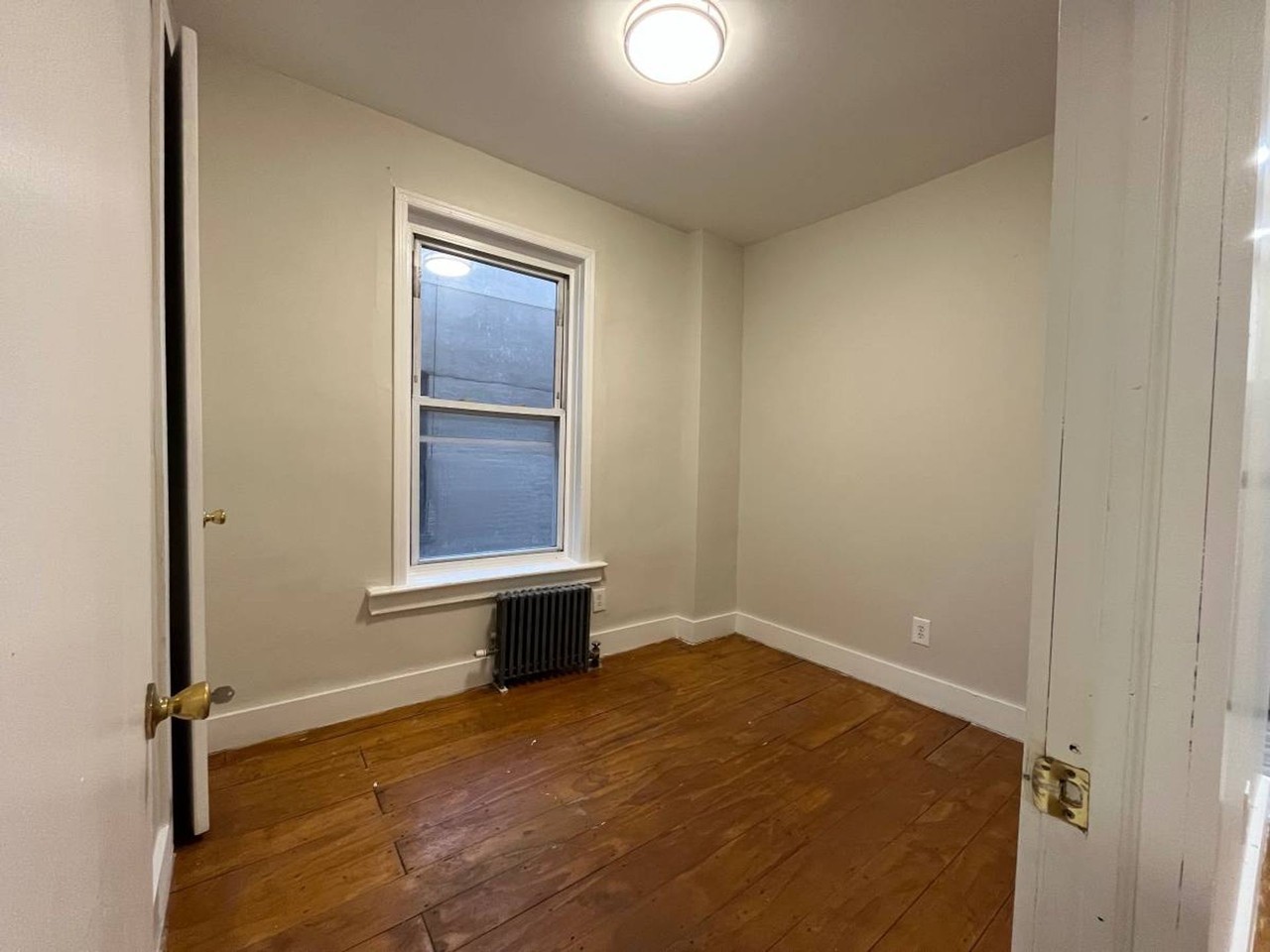 1922 Pacific St - Photo 4 of 6
