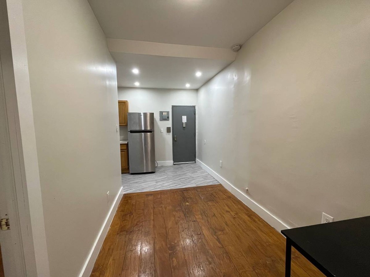 1922 Pacific St - Photo 5 of 6