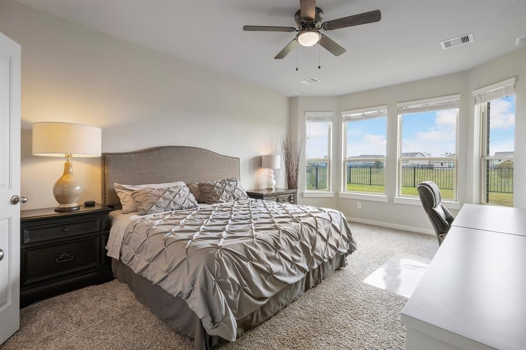 15726 Cairnwell Bend Dr - Photo 4 of 17