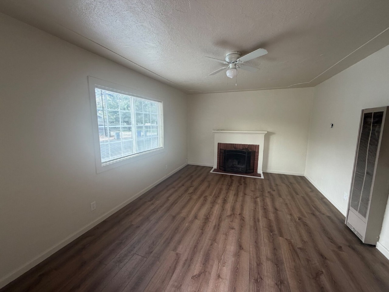 295 E 22nd St - Photo 2 of 18
