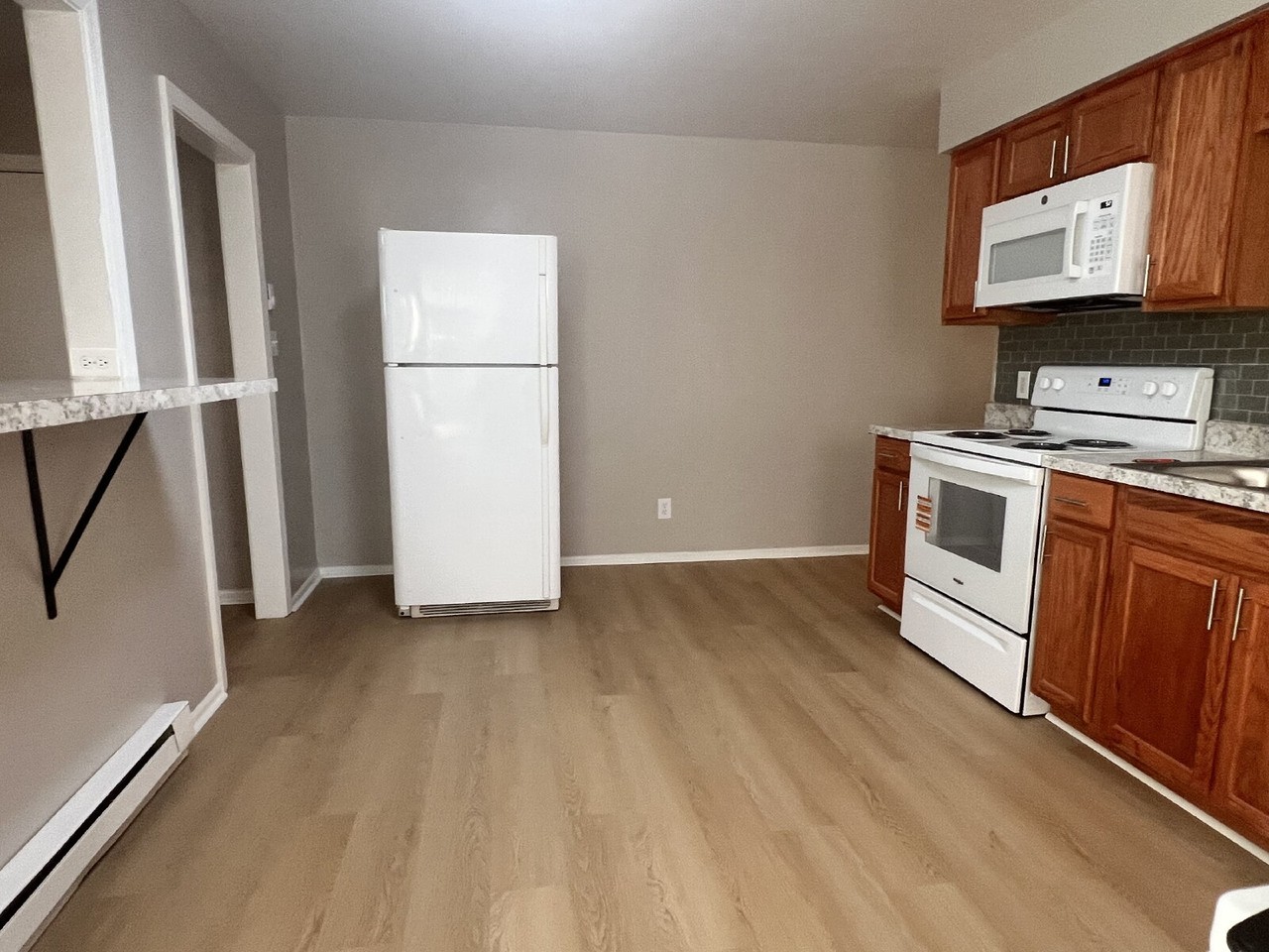 1313 E Balview Ave #B - Photo 7 of 13