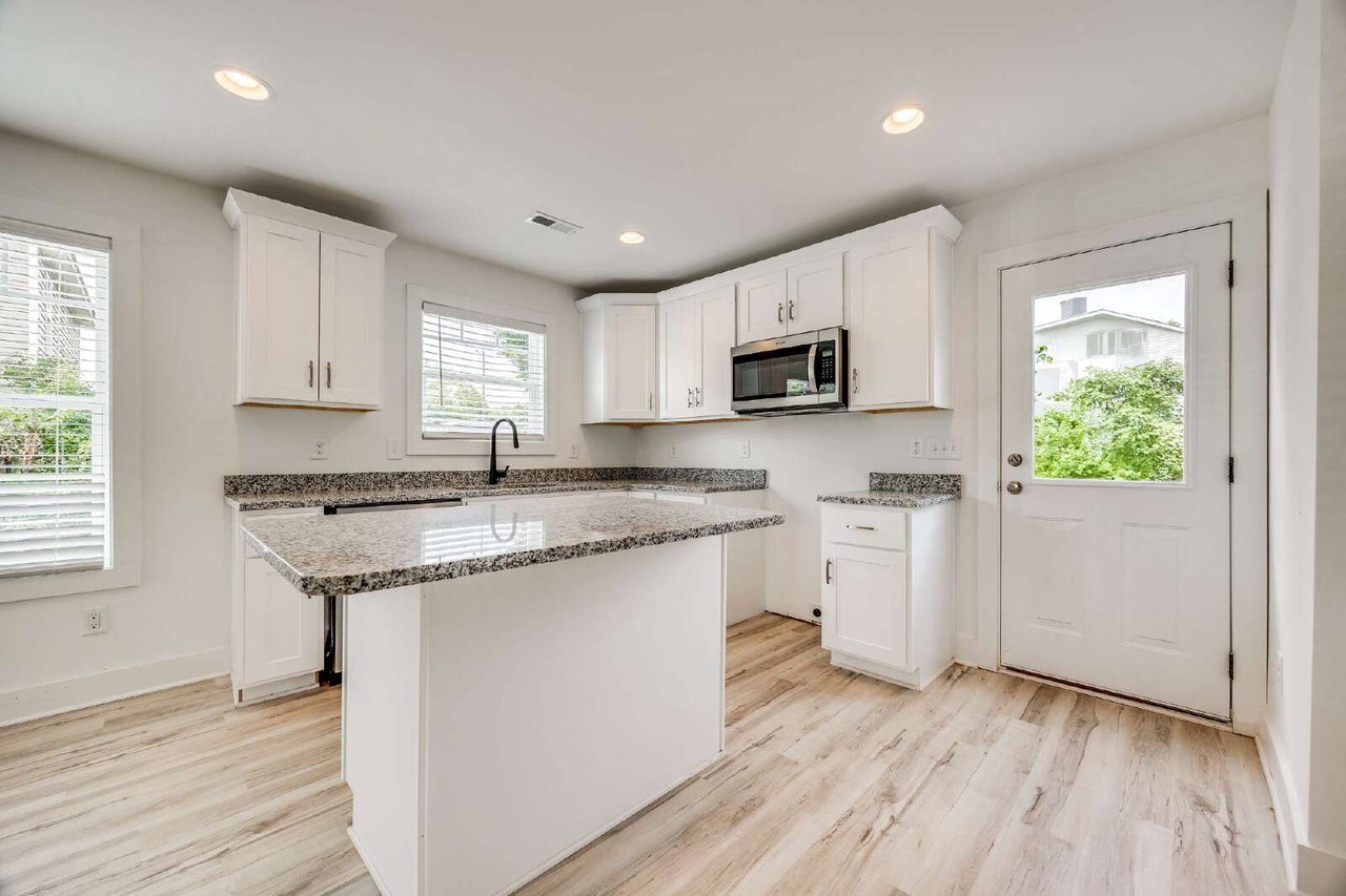 2336 West Blvd - Photo 6 of 17