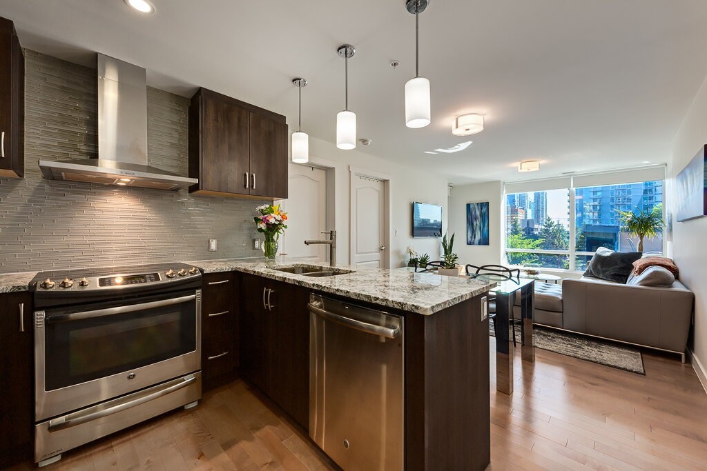 305, 303 - 13 Avenue SW - Photo 4 of 27