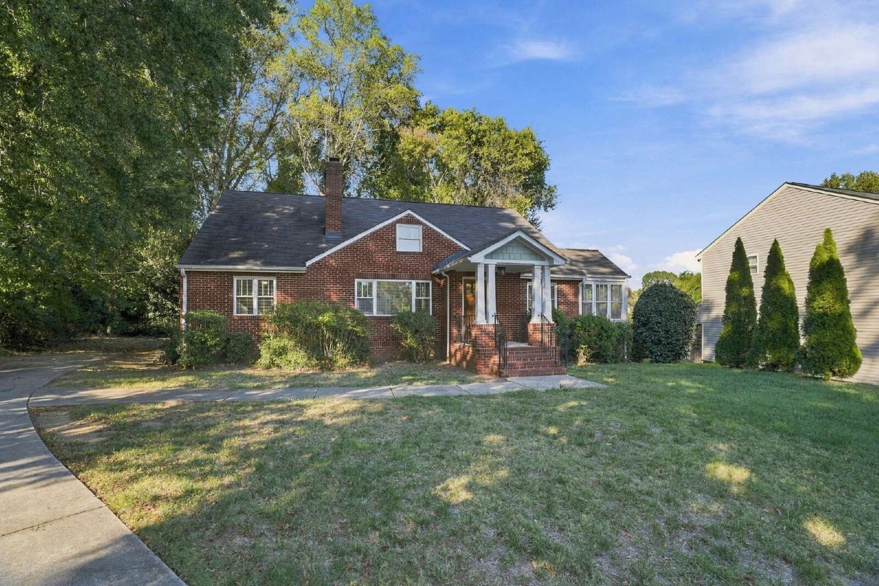 7109 Ramsgate Rd - Photo 3 of 35