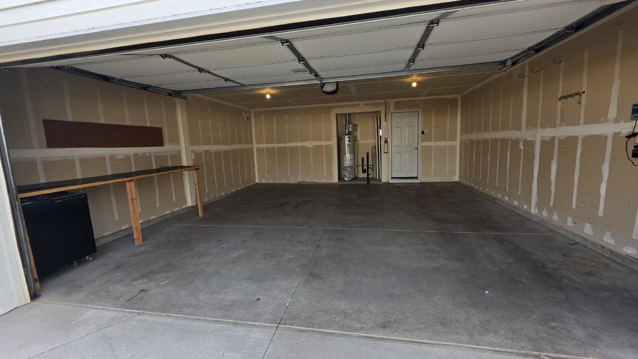 16306 Kelso Way - Photo 3 of 22