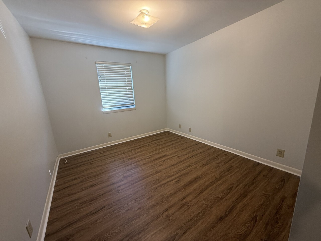 514 N Petway St #307 - Photo 7 of 15
