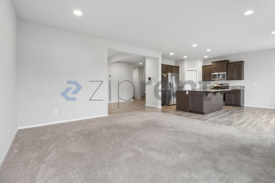 18802 106th Avenue Ct E #18802 - Photo 5 of 27