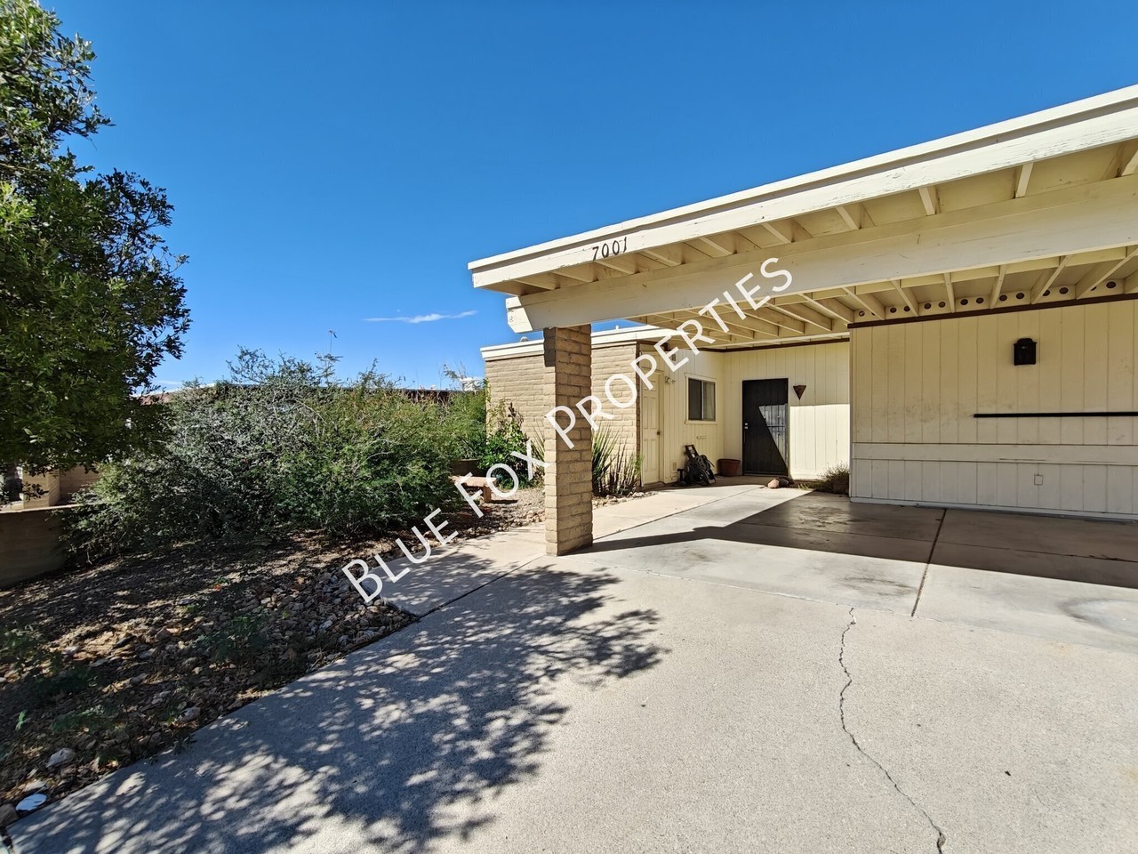 7001 N Village View Dr - Photo 2 of 23
