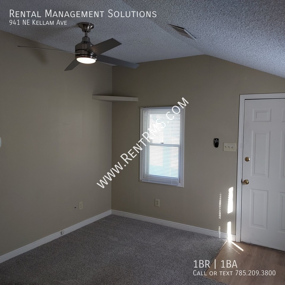 941 Ne Kellam Ave - Photo 2 of 16