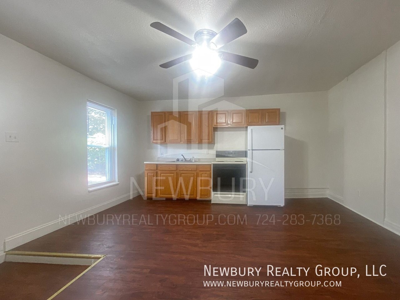 25 Hickory St - Photo 4 of 22