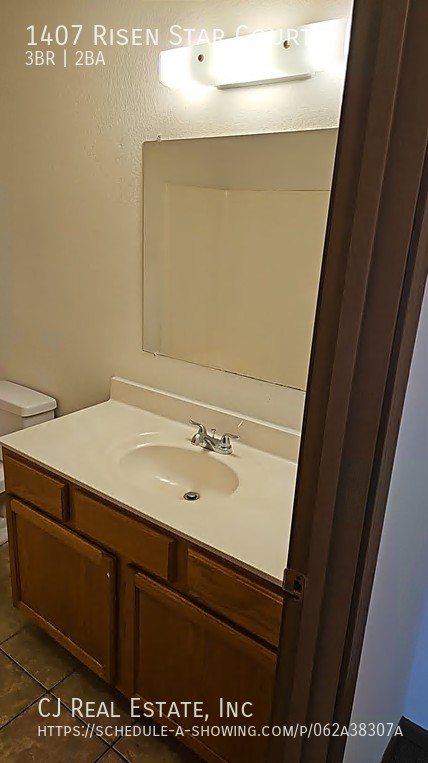1407 Risen Star Ct - Photo 7 of 9