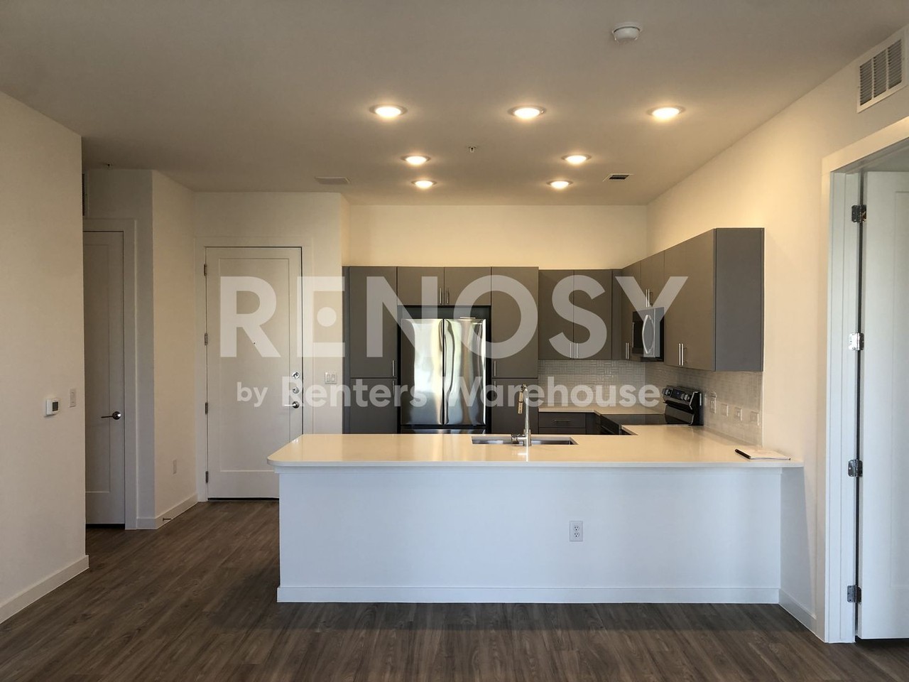 1051 Jubert Dr - Photo 4 of 32