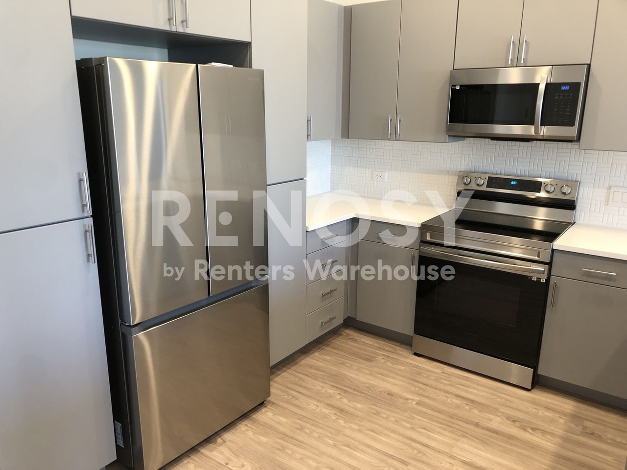 1051 Jubert Dr - Photo 5 of 32