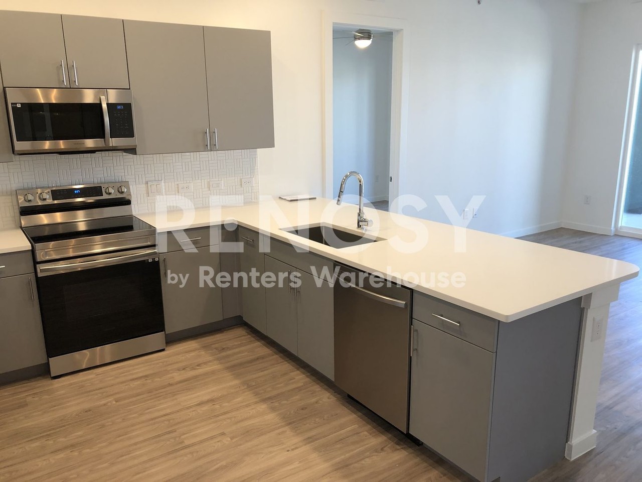 1051 Jubert Dr - Photo 6 of 32
