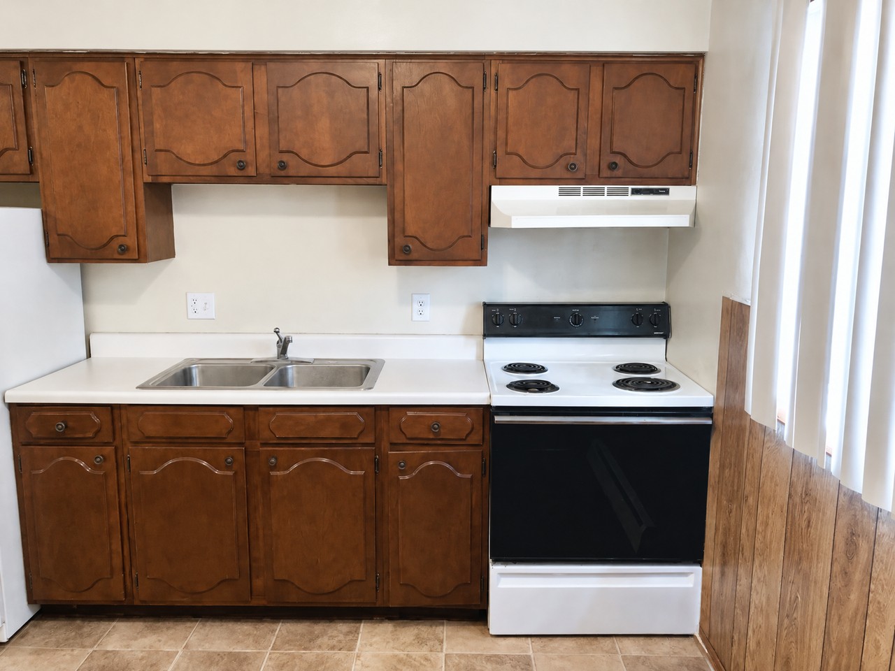 751 5th St #3 - Photo 4 of 15