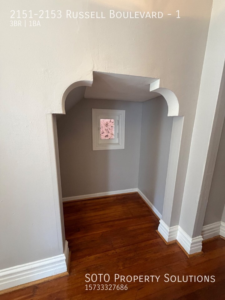 21512153 Russell Blvd #1 - Photo 5 of 23