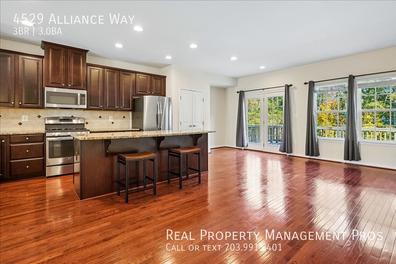 4529 Alliance Way - Photo 7 of 33