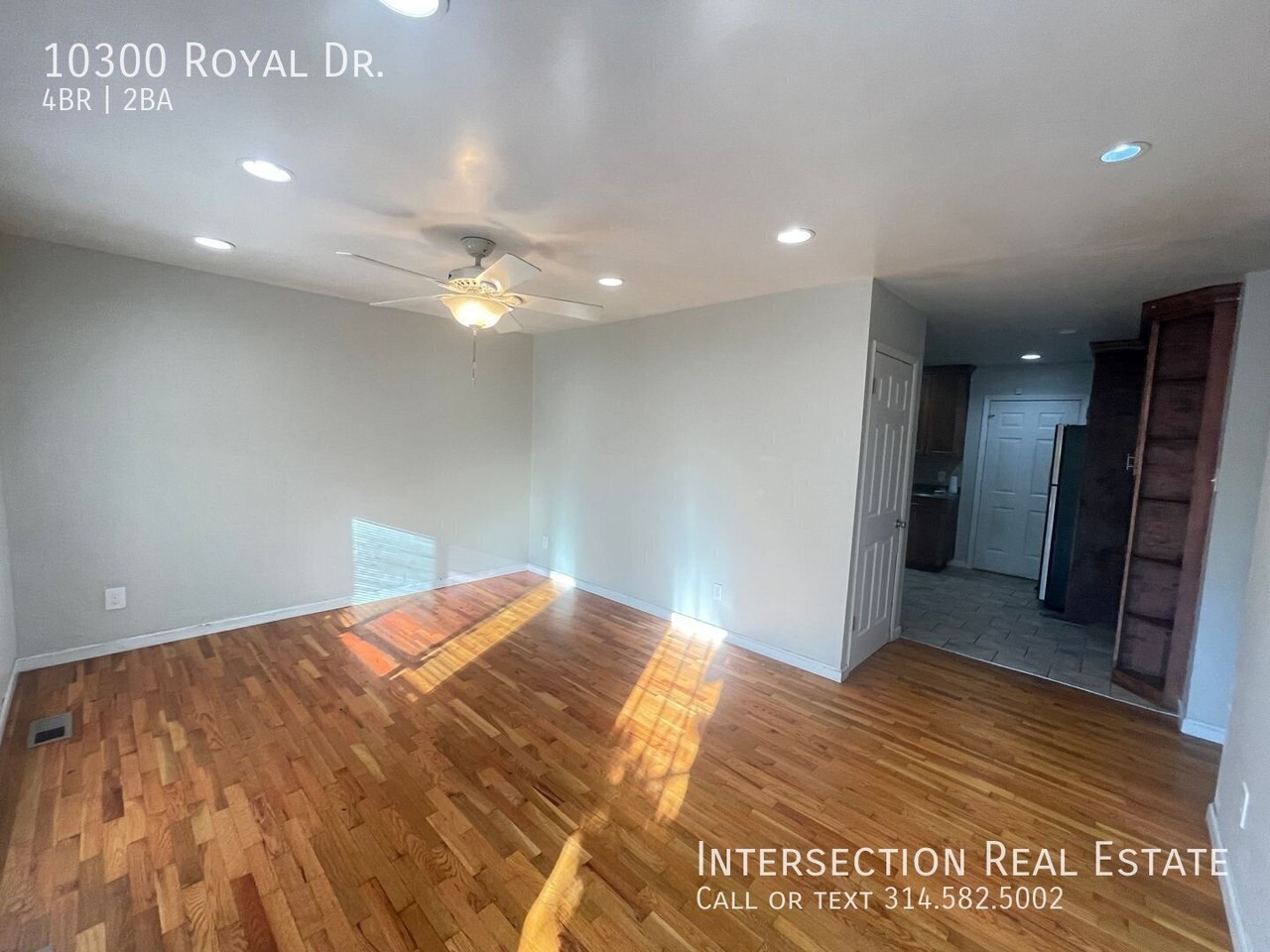 10300 Royal Dr - Photo 5 of 26