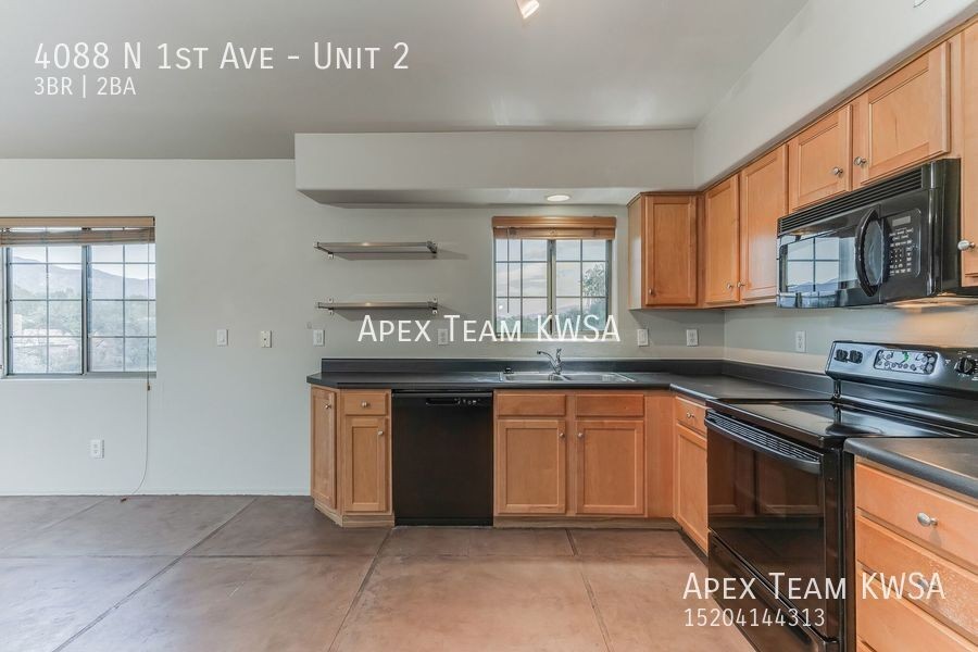 4088 N 1st Ave #2 - Photo 5 of 32