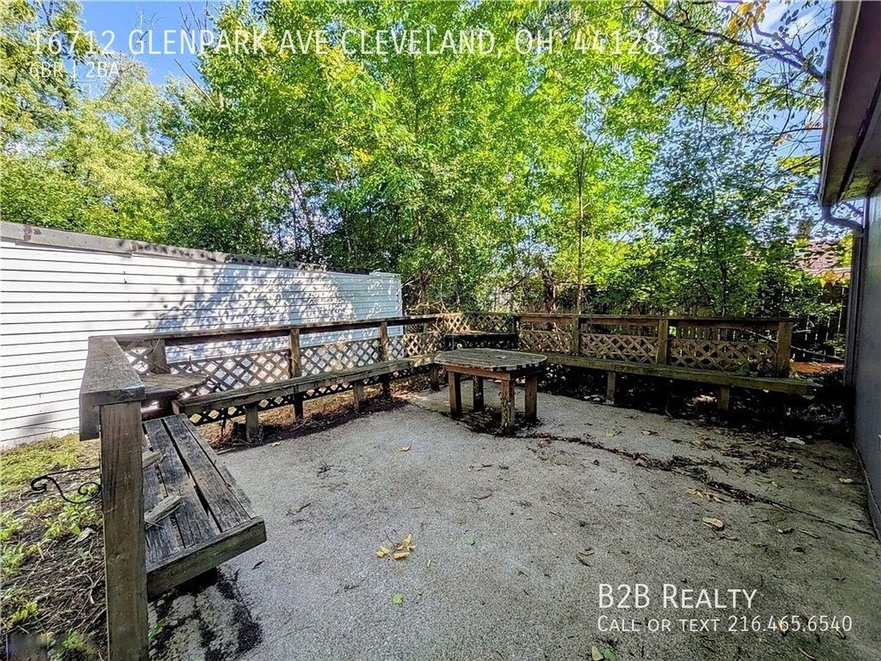 16712 Glenpark Ave - Photo 5 of 33