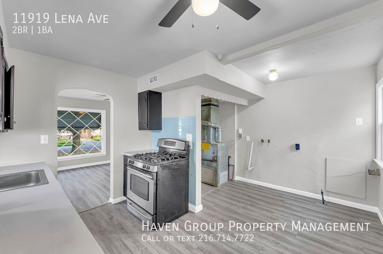 11919 Lena Ave - Photo 5 of 18