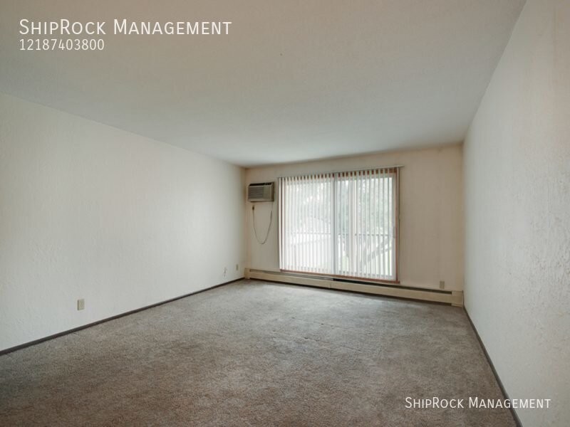 320 2nd Ave S #104 - Photo 6 of 23