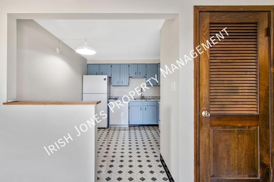 119 72nd St #6 - Photo 5 of 16