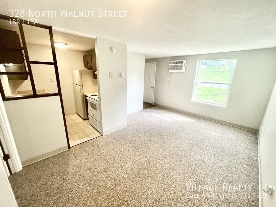 328 N Walnut St - Photo 2 of 50