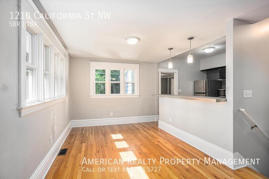 1210 California St Nw - Photo 6 of 23