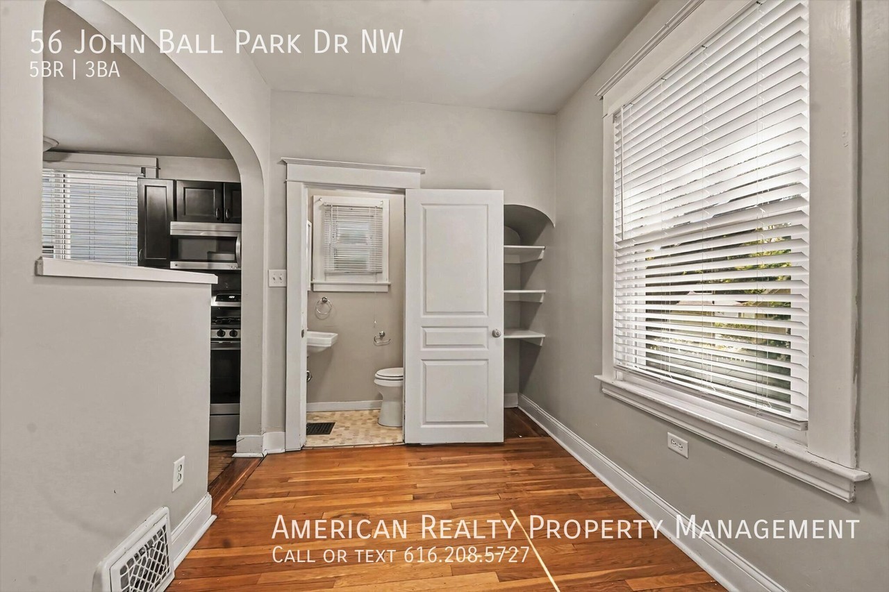 56 John Ball Park Dr Nw - Photo 5 of 16