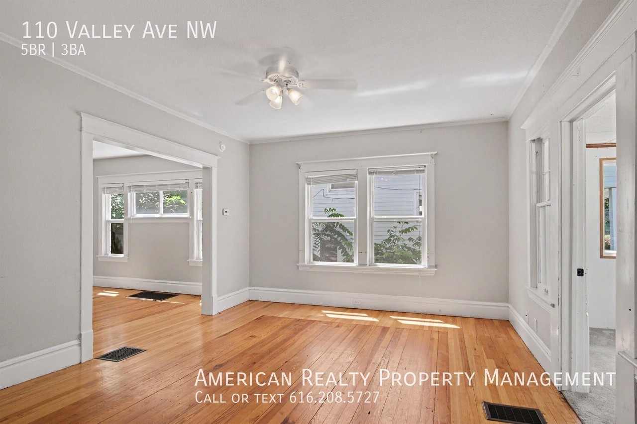 110 Valley Ave Nw - Photo 2 of 20