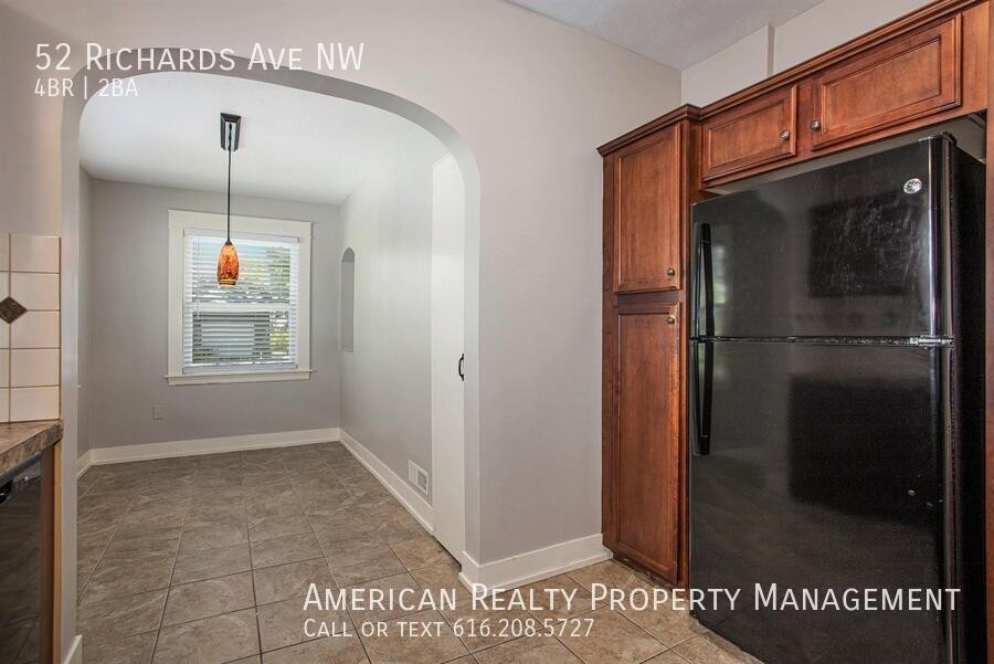 52 Richards Ave Nw - Photo 5 of 19
