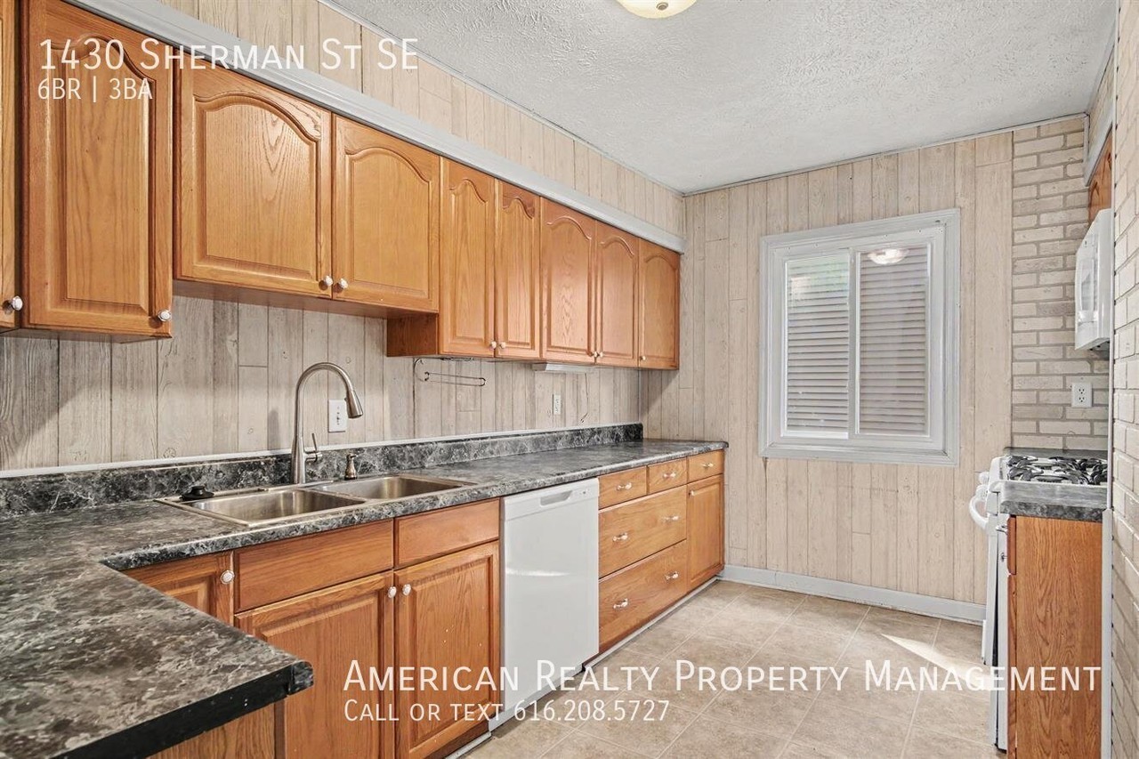 1430 Sherman St Se - Photo 7 of 27