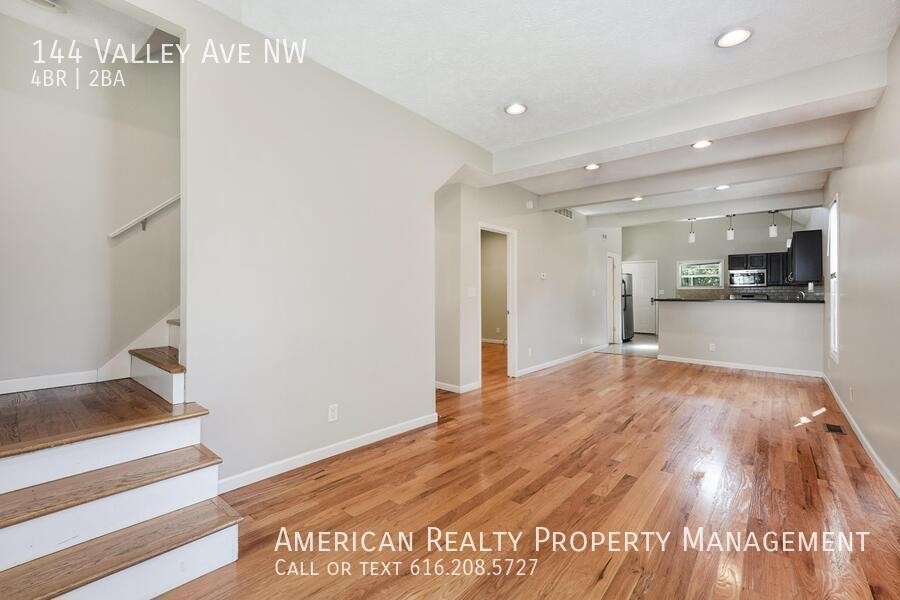 144 Valley Ave Nw - Photo 2 of 18