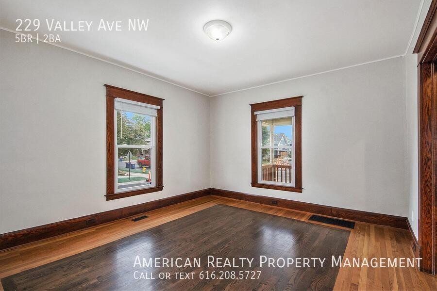 229 Valley Ave Nw - Photo 6 of 20